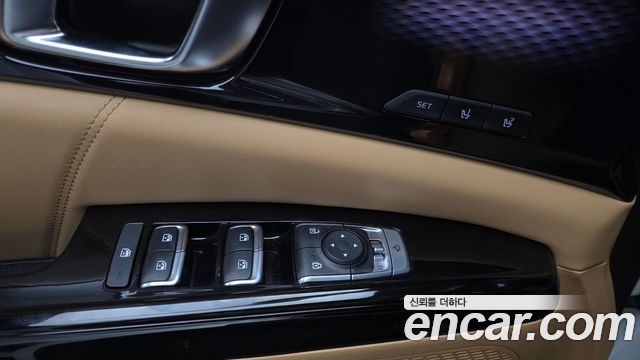 Kia Canival 2021 — photo 12