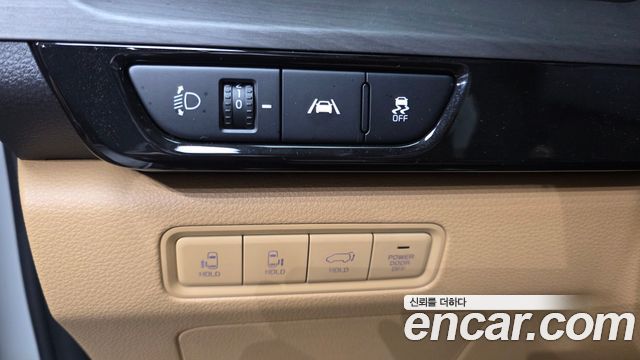 Kia Canival 2021 — photo 13