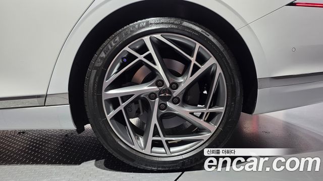 Genesis G90 2023 — photo 7