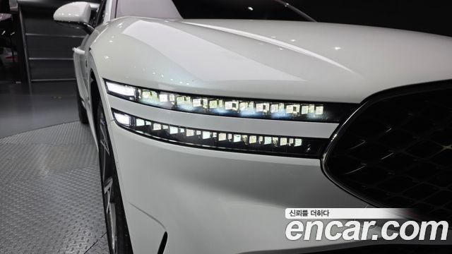 Genesis G90 2023 — photo 8