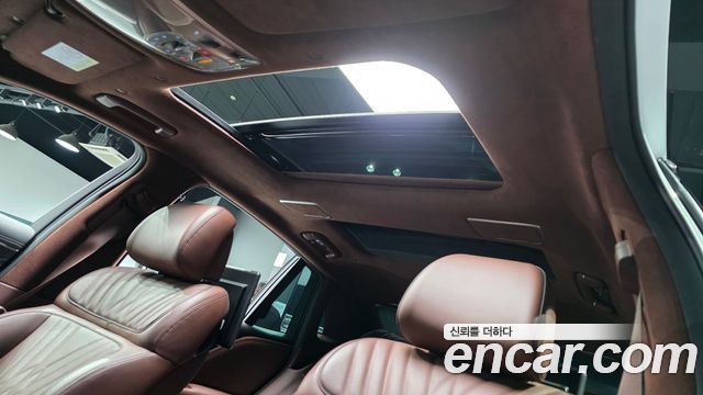 Genesis G90 2023 — photo 27