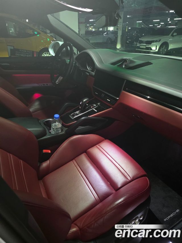 Porsche Cayenne 2021 — photo 6