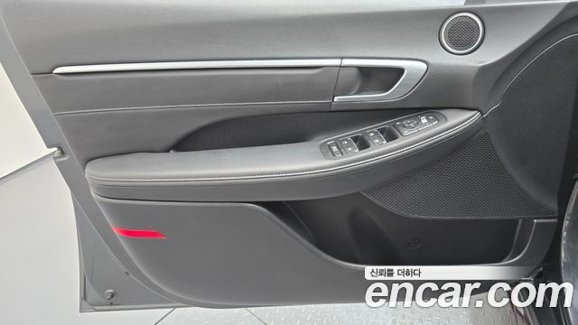 Hyundai Sonata 2022 — photo 14