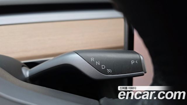 Tesla Model Y 2022 — photo 12