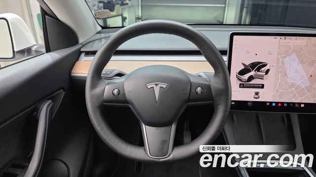 Tesla Model Y 2022 — photo 19