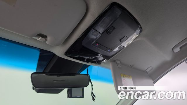 Hyundai Staria 2023 — photo 19