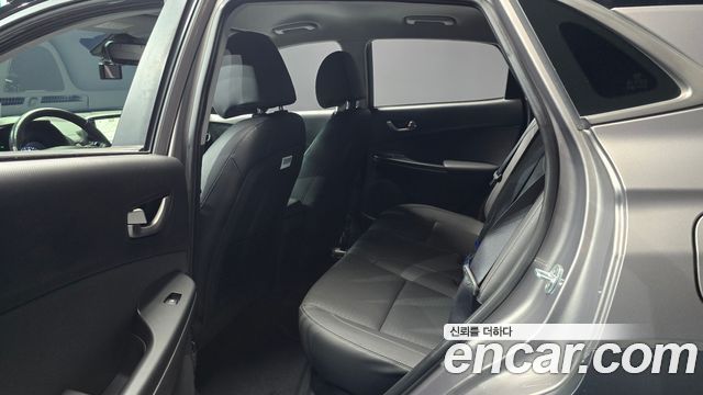 Hyundai Kona 2018 — photo 12