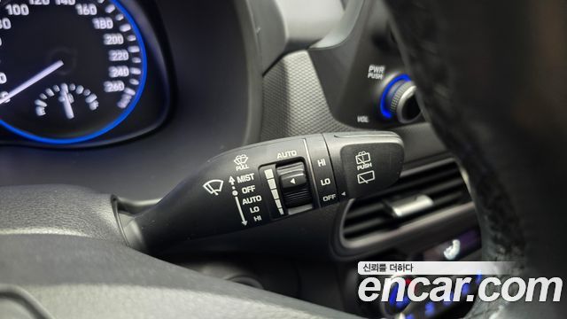 Hyundai Kona 2018 — photo 17