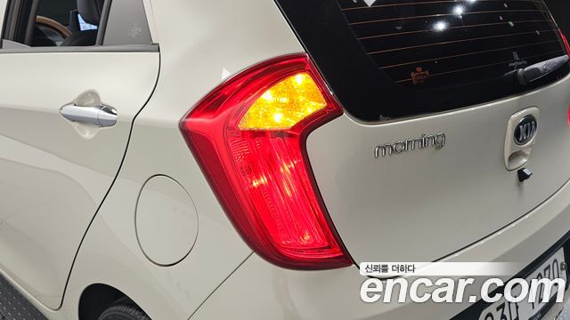 Kia morning 2013 — photo 9