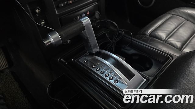 Hummer H2 2006 — photo 9