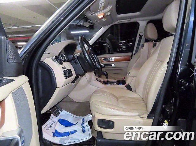 Land Rover Discovery 2011 — photo 5