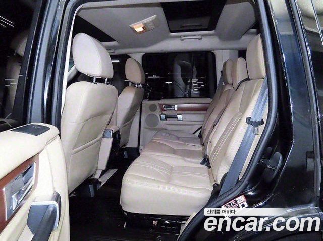 Land Rover Discovery 2011 — photo 6
