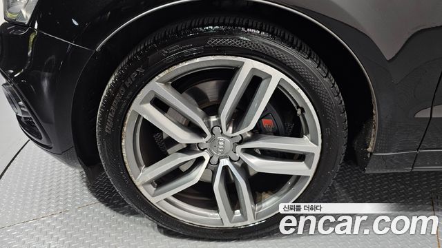 Audi SQ5 2016 — photo 5