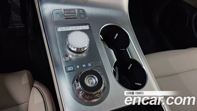 Genesis GV70 2026 — photo 12