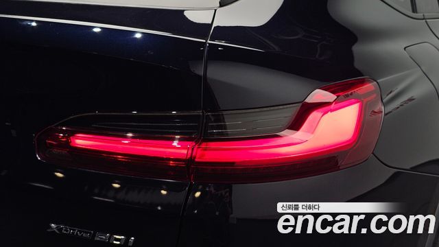 BMW X4 2021 — photo 9