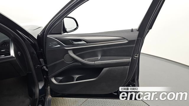 BMW X4 2021 — photo 14