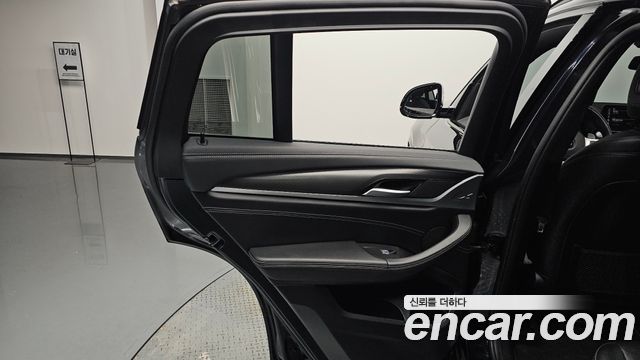 BMW X4 2021 — photo 15