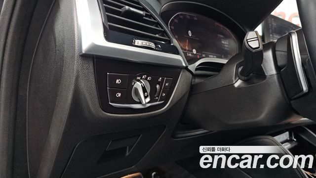 BMW X4 2021 — photo 30
