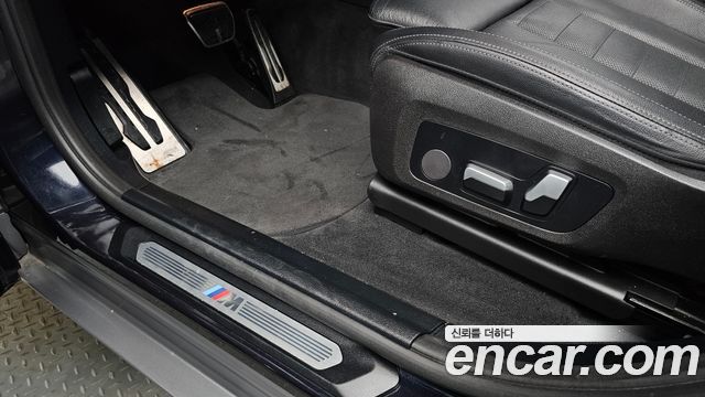 BMW X4 2021 — photo 32