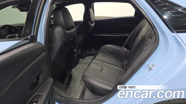 Hyundai AVANTE 2024 — photo 18