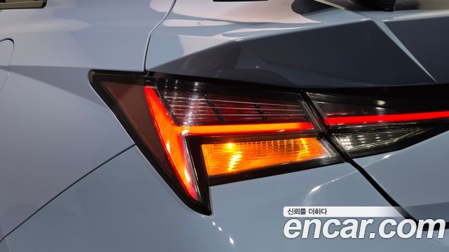 Hyundai AVANTE 2024 — photo 9
