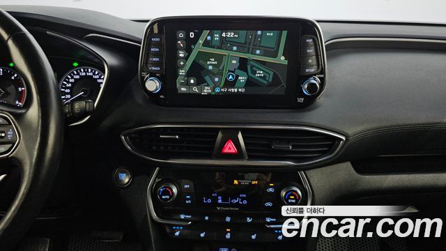 Hyundai Santafe 2019 — photo 20