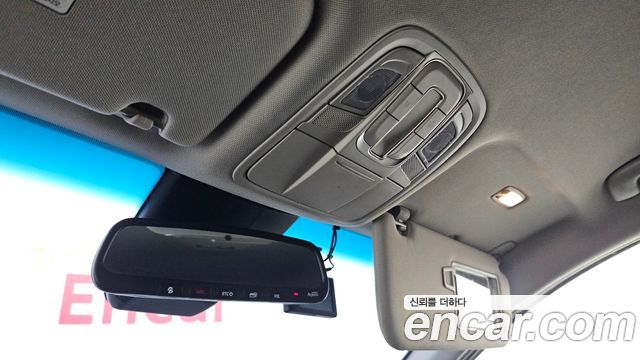 Hyundai Santafe 2019 — photo 25