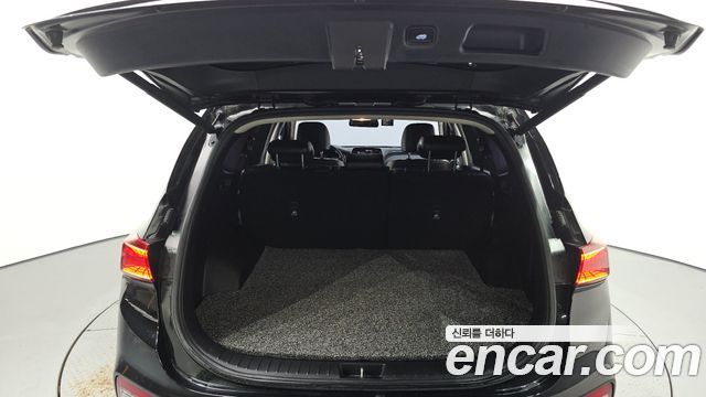Hyundai Santafe 2019 — photo 26