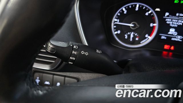 Hyundai Santafe 2019 — photo 30