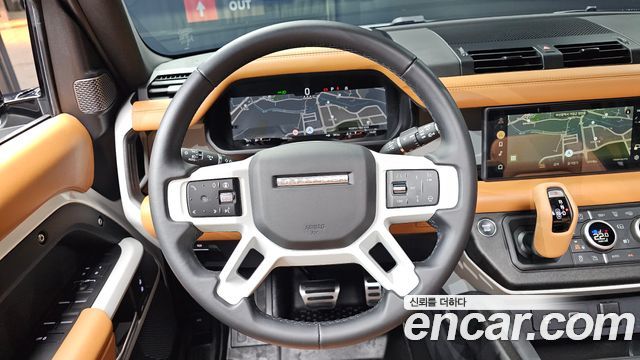 Land Rover Defender 2024 — photo 19