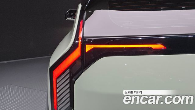 Kia EV3 2025 — photo 9