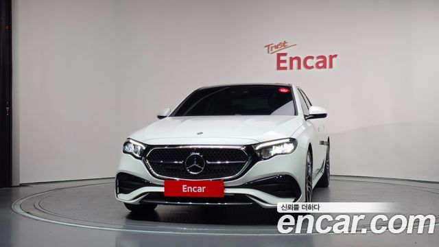 Mercedes-Benz E-Class 2026 — photo 3