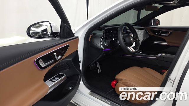 Mercedes-Benz E-Class 2026 — photo 13