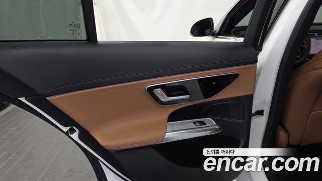 Mercedes-Benz E-Class 2026 — photo 15