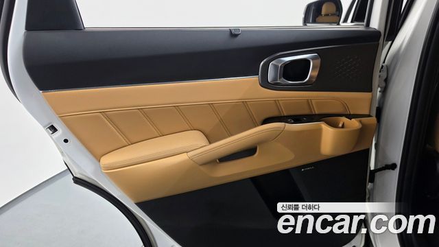 Kia Sorento 2023 — photo 15