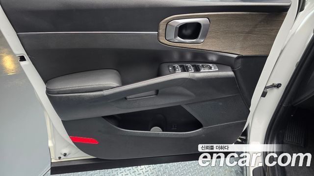 Kia Sorento 2022 — photo 14