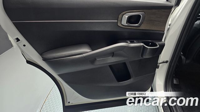 Kia Sorento 2022 — photo 15