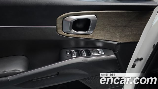 Kia Sorento 2022 — photo 29