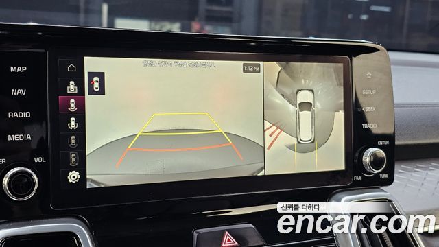 Kia Sorento 2023 — photo 21