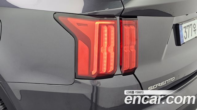 Kia Sorento 2023 — photo 9
