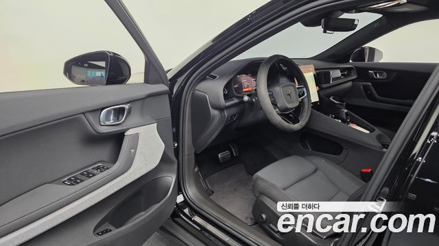 Polestar Polestar 2 2022 — photo 13