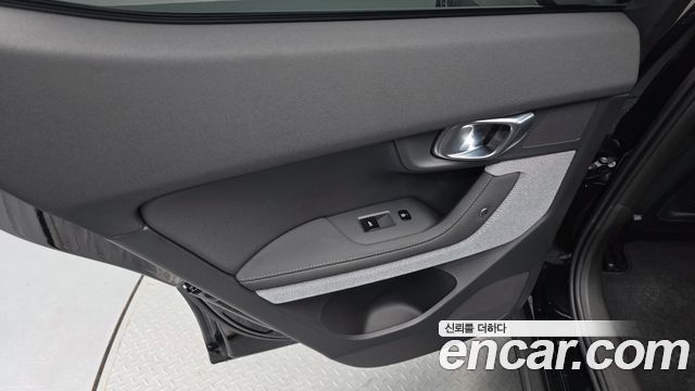 Polestar Polestar 2 2022 — photo 15