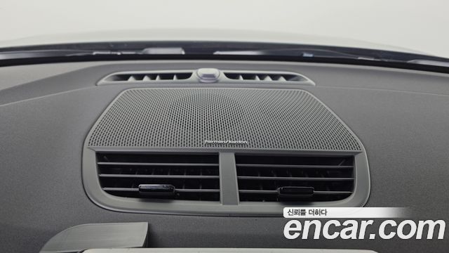 Polestar Polestar 2 2022 — photo 28