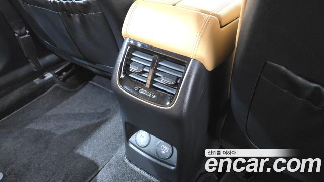 Kia K7 2021 — photo 31