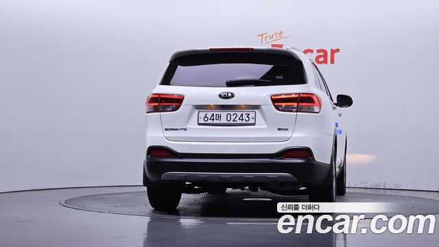 Kia Sorento 2016 — photo 4