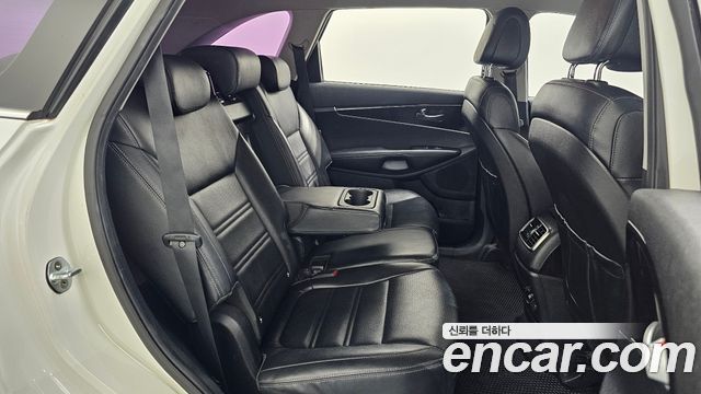 Kia Sorento 2016 — photo 12