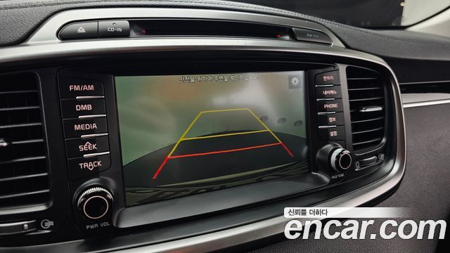 Kia Sorento 2016 — photo 16