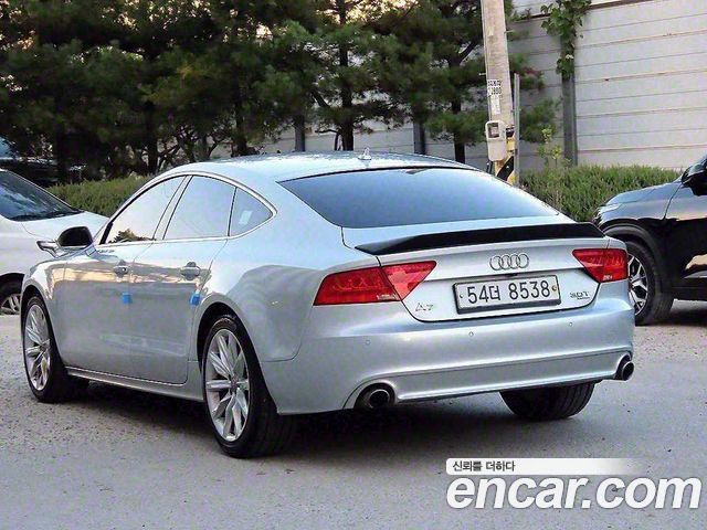 Audi A7 2012 — photo 2