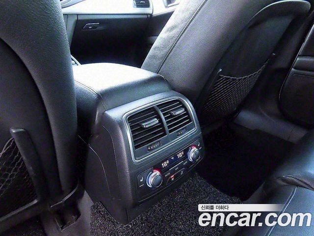 Audi A7 2012 — photo 16