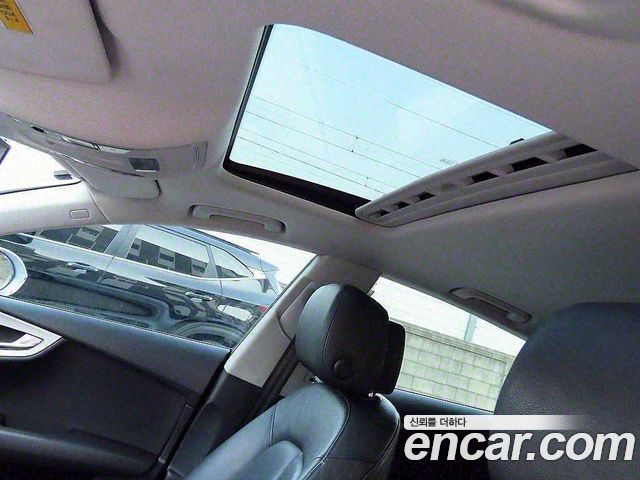Audi A7 2012 — photo 19
